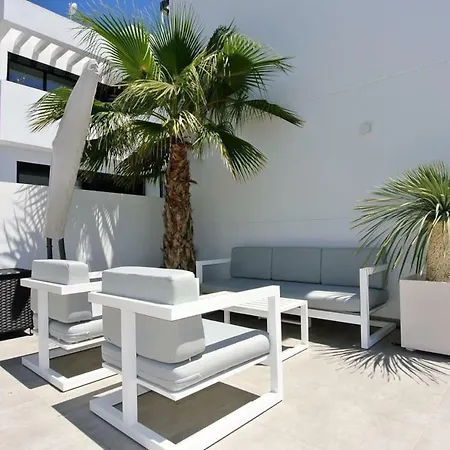 Casa Romantica :-) بيت للعطل *